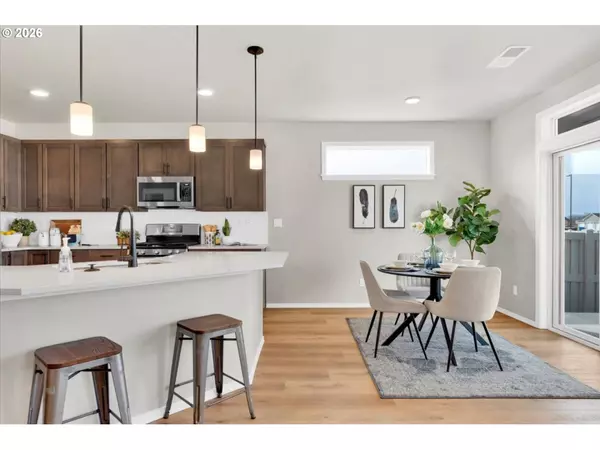 Springfield, OR 97478,5204 Holly