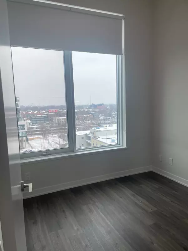 Toronto C08, ON M5A 0M9,25 Nicholas AVE #704