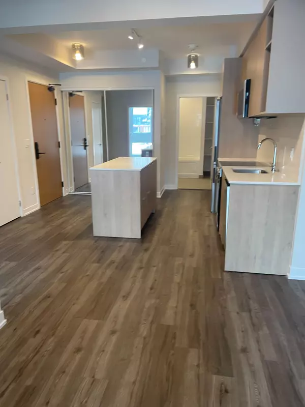 Toronto C08, ON M5A 0M9,25 Nicholas AVE #323