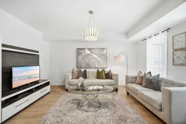 87 Ainley RD, Ajax, ON L1Z 0S9