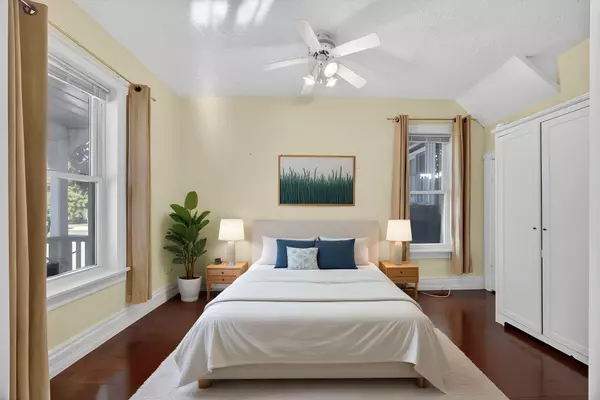 Springwater, ON L0L 1P0,9 Maria ST