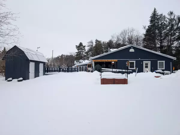 Clearview, ON L0M 1S0,236 Phillips ST