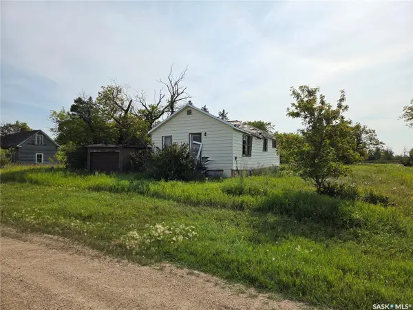 8 Sutherland STREET, Insinger Rm No. 275, SK S0A 1L0