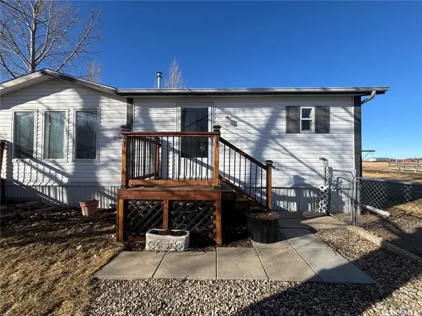 33 Cypress Mobile Home PARK, Maple Creek, SK S0N 1N0