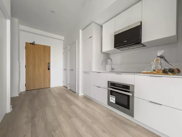 Mississauga, ON L5A 4C6,1 Fairview RD E #1505