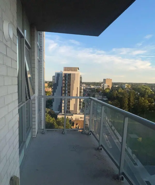 158 King ST N #1206, Waterloo, ON N2J 0E5