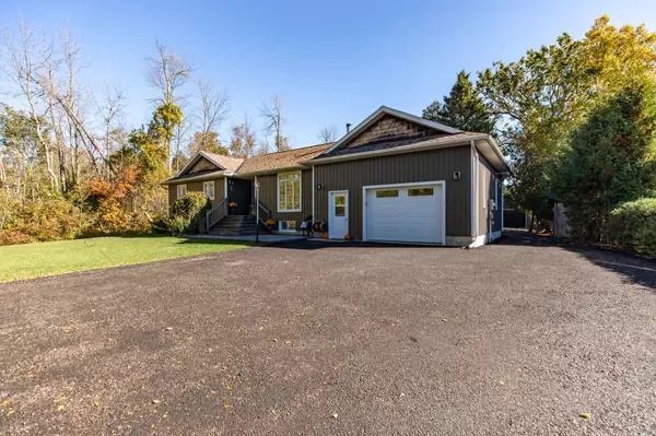 South Bruce Peninsula, ON N0H 2T0,23 Pierce ST N