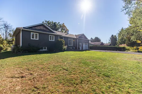 South Bruce Peninsula, ON N0H 2T0,23 Pierce ST N