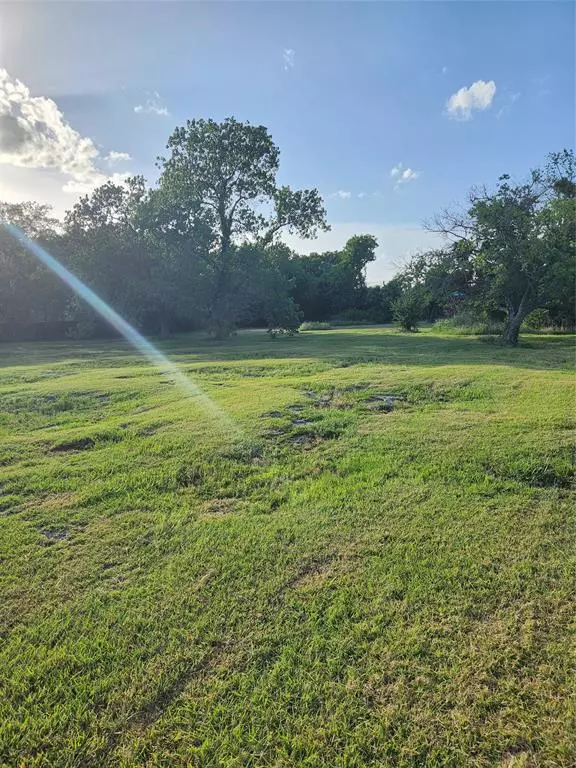 Rowlett, TX 75088,7913 Wayne Way