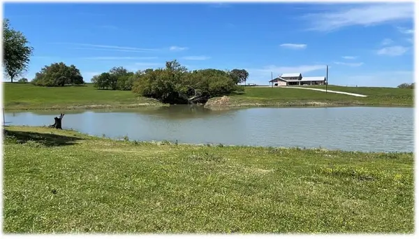 395-452 County Road 470, Chilton, TX 76632