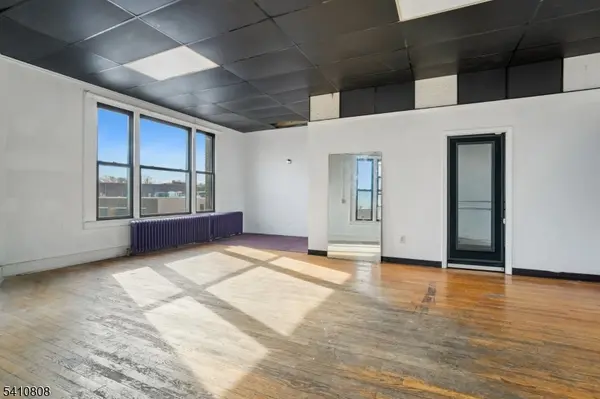 330 Glenwood Ave, Bloomfield Twp., NJ 07003