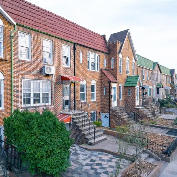 1953 East 28th ST, Brooklyn, NY 11229