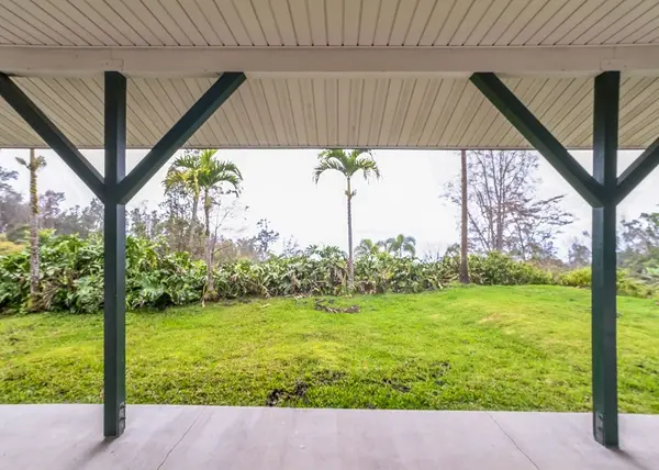 87-372 KAOHE MAUKA PL, Captain Cook, HI 96704