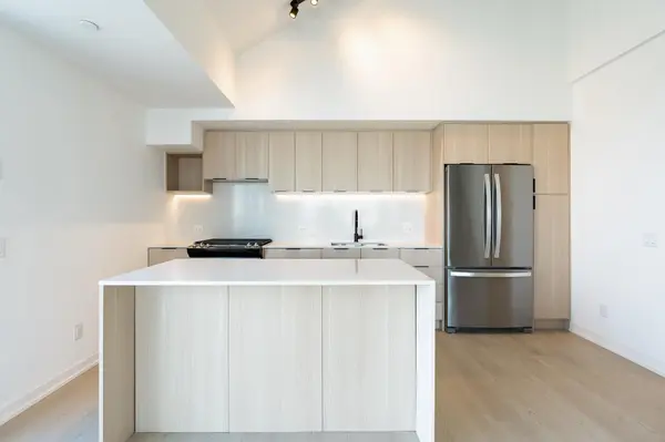 31 Huron ST #621, Collingwood, ON L0G 1V0