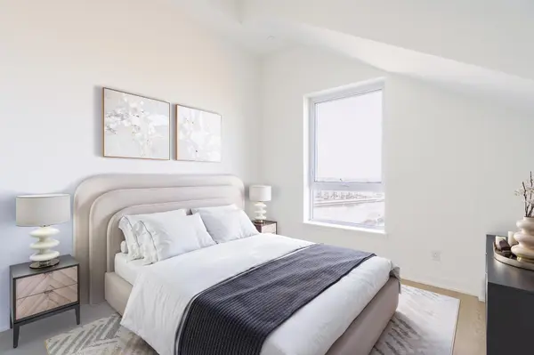 31 Huron ST #621, Collingwood, ON L0G 1V0