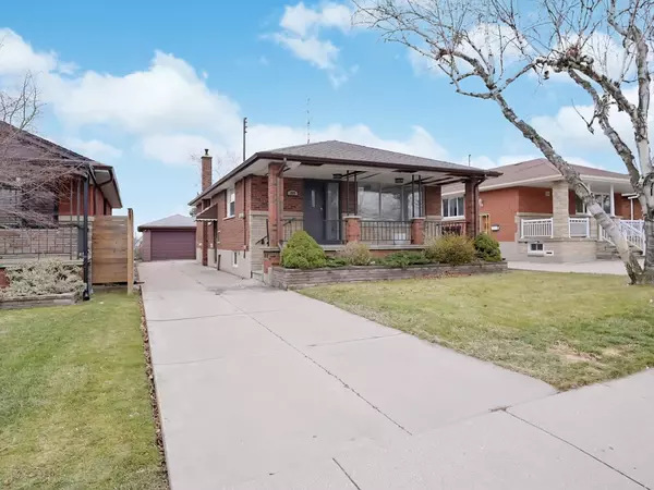 Hamilton, ON L8T 3A6,359 East 42nd ST #Lower