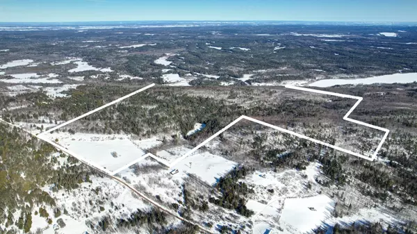 Greater Madawaska, ON K7V 3Z7,1048 Kennelly Mountain RD