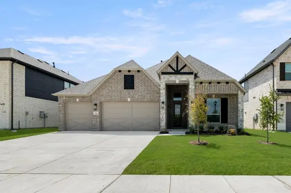 2102 Pelican Drive, Mansfield, TX 76063