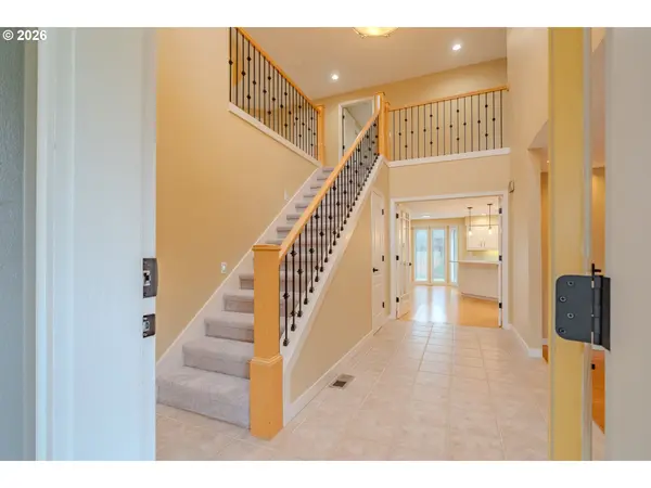 16505 SE FISHER DR, Vancouver, WA 98683