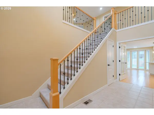 16505 SE FISHER DR, Vancouver, WA 98683