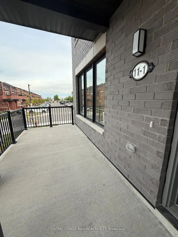 11 Baynes WAY N #1, Bradford West Gwillimbury, ON L3Z 4M1