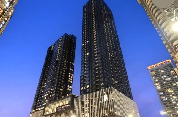 Mississauga, ON L5B 0P6,395 Square One DR #4604