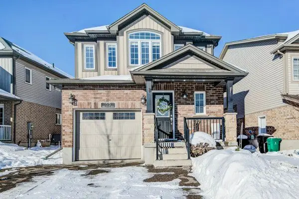 55 Upper Mercer ST, Kitchener, ON N2A 4M9