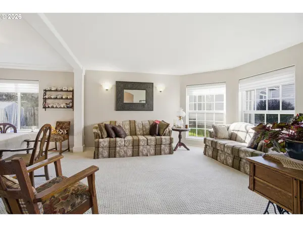 2033 WEST PARK CT NW, Salem, OR 97304