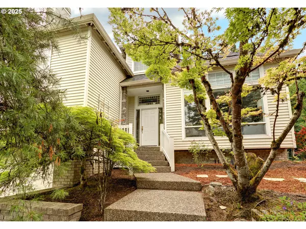 6770 SW AMBER LN, Portland, OR 97225