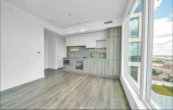 Vaughan, ON L4K 0J5,5 Buttermill AVE #2503