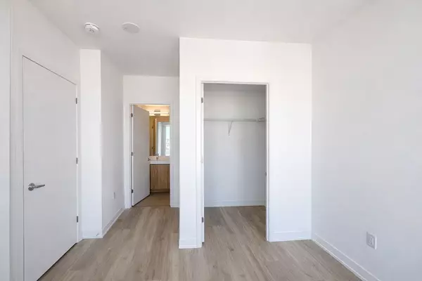 Brampton, ON L7A 5M5,10 All Nations DR #1001