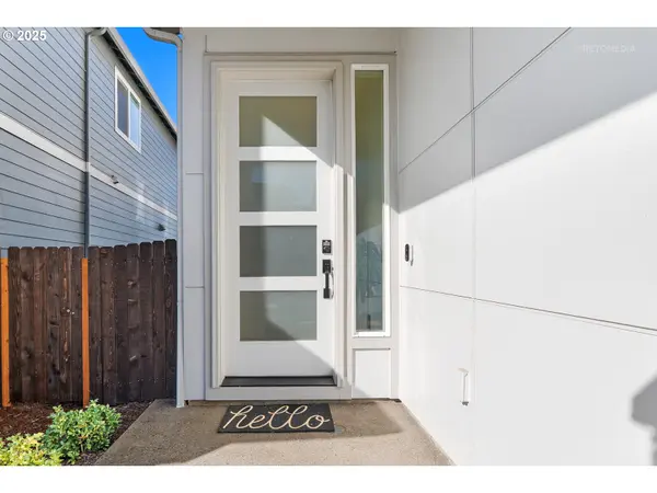 12305 SW SILVERTIP ST, Beaverton, OR 97007