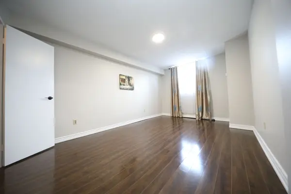 100 Prudential DR #104, Toronto E04, ON M1P 4V4