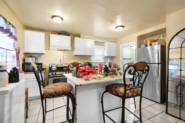 18468 Winthrop ST, Detroit, MI 48235