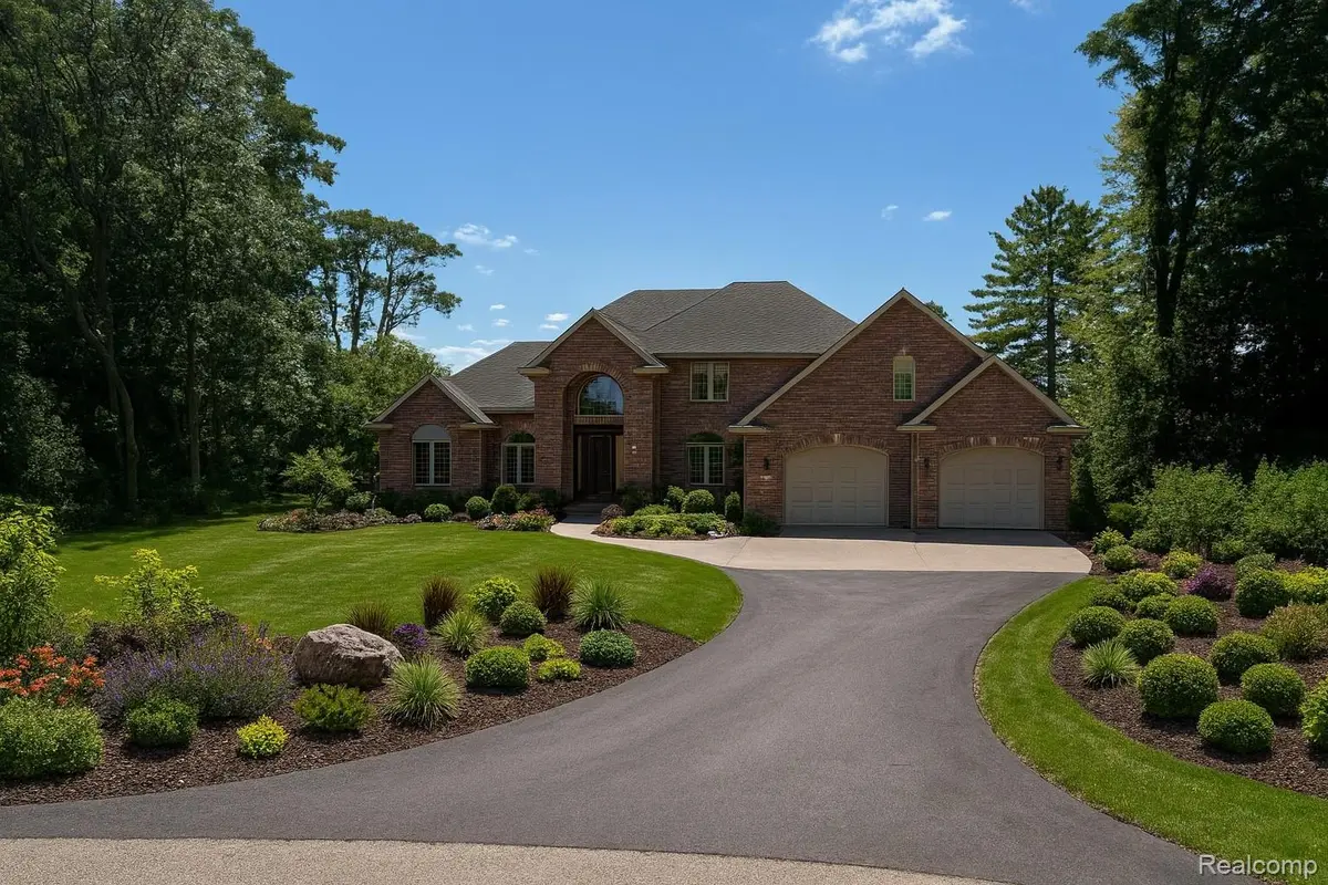 3186 Aspen Ridge CT, Genoa Township, MI 48843