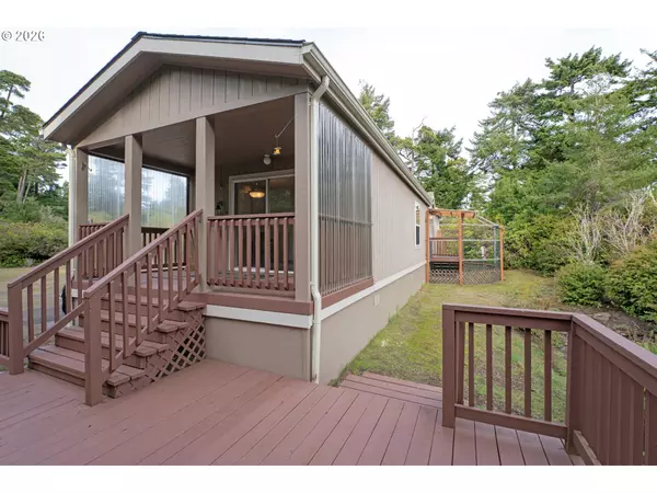 Florence, OR 97439,1600 RHODODENDRON DR #200