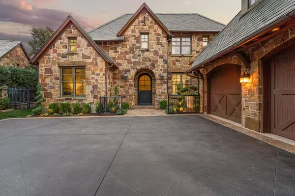 Westlake, TX 76262,2211 Cedar Elm Terrace