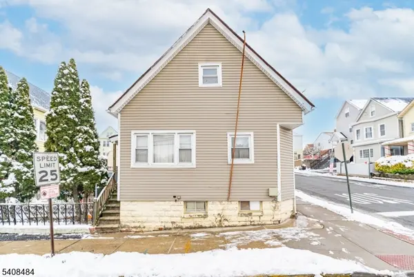 16 Murray Ave, Paterson City, NJ 07501