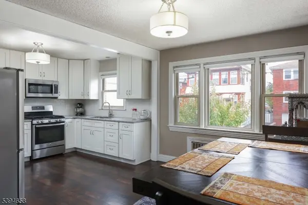 825 Dennis Pl, Linden City, NJ 07036