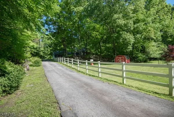 194 Andover Rd, Sparta Twp., NJ 07871