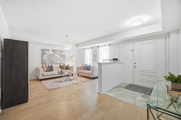 87 Ainley RD, Ajax, ON L1Z 0S9