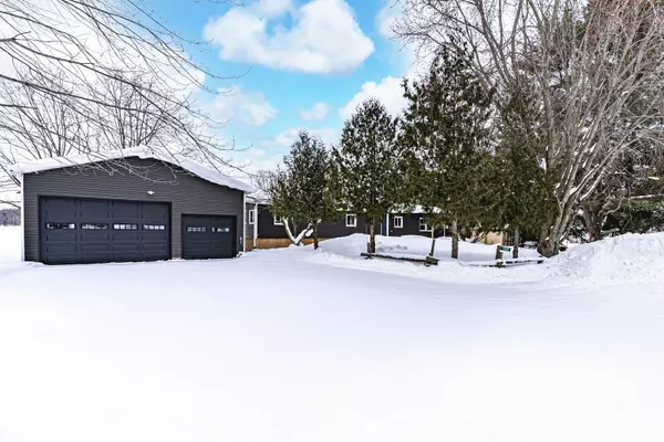 1900 Reeves RD, Tay, ON L0K 2A0