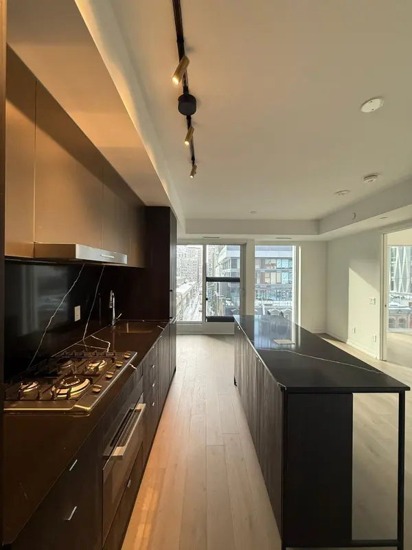 Toronto C02, ON M4W 2G4,771 Yonge ST #503