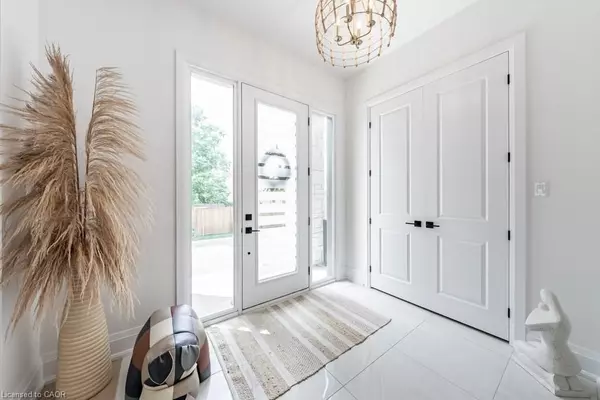 Hamilton, ON L9G 1W4,121 Fiddlers Green RD #2