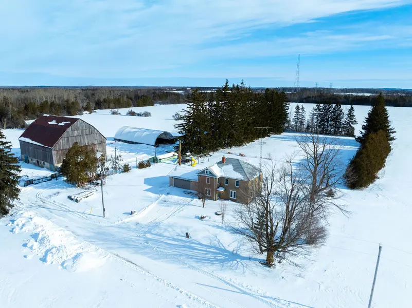 1245 Concession 3 RD, Brock, ON L0K 1A0