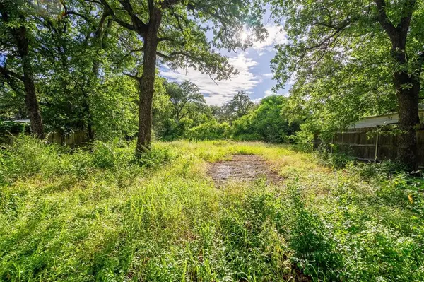 4012 Erath Street, Fort Worth, TX 76119