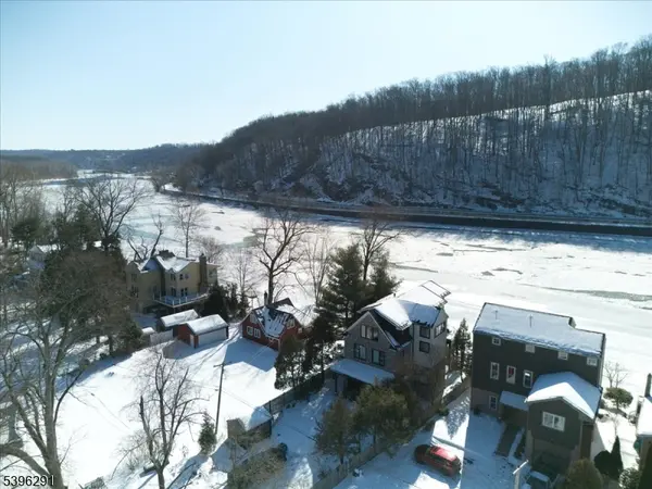 159 Byram Ln, Kingwood Twp., NJ 08559