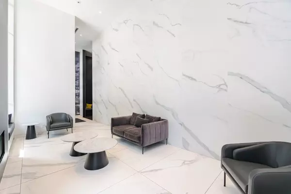 Toronto C01, ON M5G 0C5,20 Edward ST #518