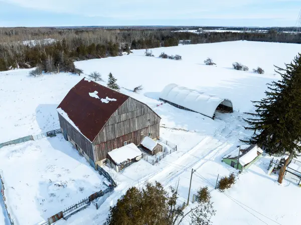 1245 Concession 3 RD, Brock, ON L0K 1A0