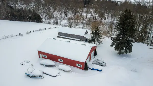 Hanover, ON N4N 2K3,837 7th AVE